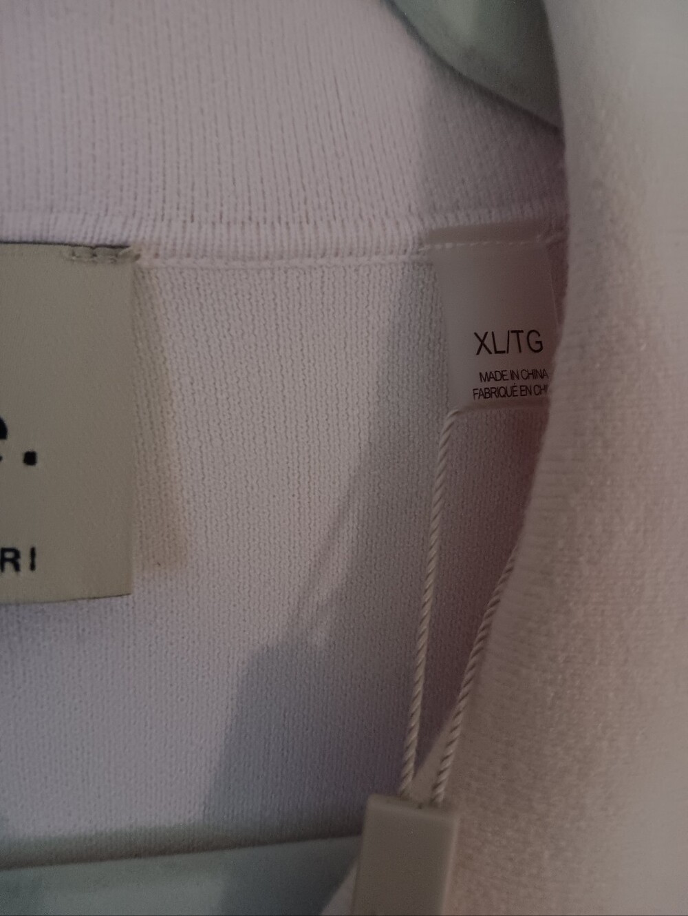 New Elie Tarhari Button Down Caridgan - Picture 4 of 13